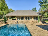 Woodland Retreat with Pool & Tennis court access!