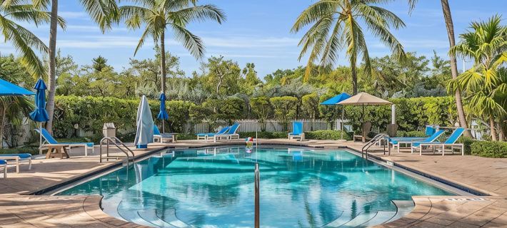 Updated Villa- Coral Lagoon 3Bed 2.5 Bath Luxury Home Hotels in Marathon