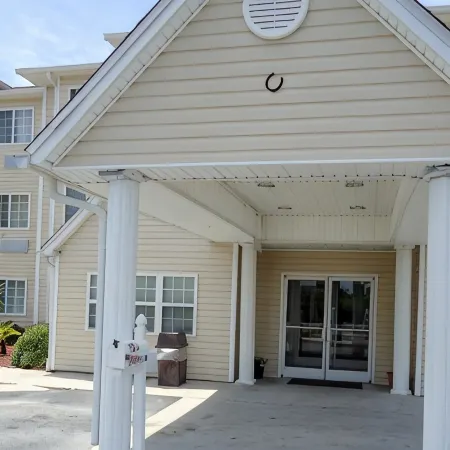 Americas Best Value Inn & Suites Brunswick