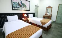 The Kresna Hotel