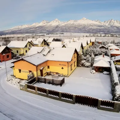 Vila Martina Hoteles cerca del Aeropuerto de Poprad-Tatry