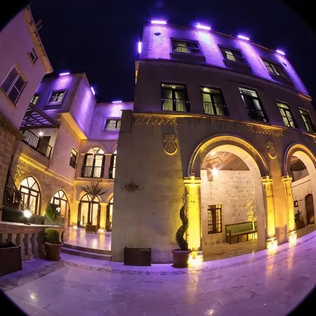 Tuğhan Hotel