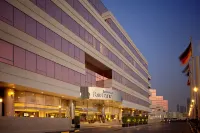 Jumeira Rotana Hotels in der Nähe von Jumeirah Moschee