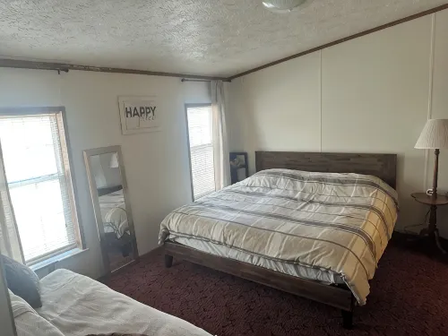 Northwoods getaway - minutes from beach, fishing & trails!