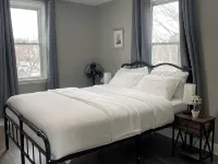 Spacious 4-bedroom house with AC and WiFi in fabulous Silver Spring Hotels in Silver Spring