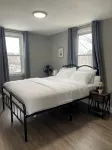 Spacious 4-bedroom house with AC and WiFi in fabulous Silver Spring