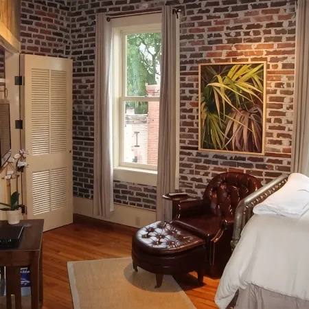 Quaint Studio Loft in the Heart of Downtown Beaufort
