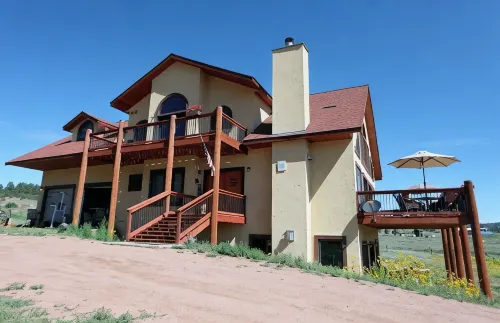 Elk Springs Ranch with grand mountain views with new frisbee disc golf course.