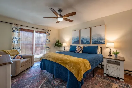 Stroll to Park, Shops, Restaurants in Downtown WJ! - Wifi