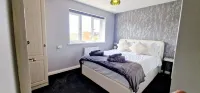 Luxury Liverpool House Near City Centre and Football Stadium - Bungalows