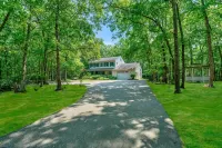 Secluded 3-Acre Retreat – Private King Suite, Full Kitchen, Near Atlantic City!