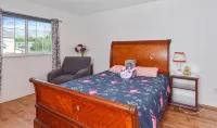 4 Bedroom 3 Bathroom Home Near Golf Course and Zoo - 자쿠지
