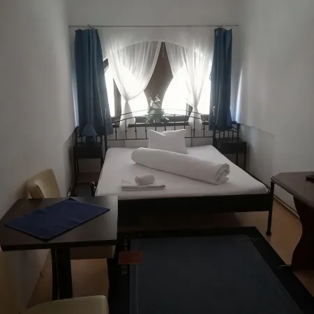 Appartement Hotel Marien-Hof Отели рядом с достопримечательностью «Гора Каленберг»