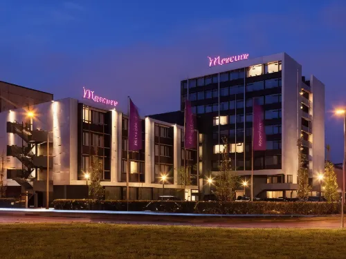 Mercure Hotel Groningen Martiniplaza - Parking