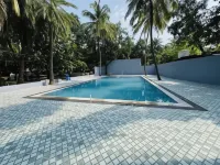 Hotel Raj Palace - Pools