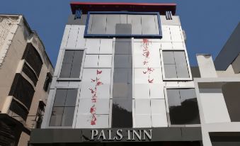 Pals Inn