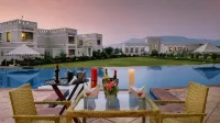 อัครอล นิวาม อะ ทรีเฮาส์ โรงแรม - สระว่ายน้ำส่วนตัว