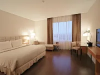Hotel Dafam Pekanbaru Hotels near Siak Bridge