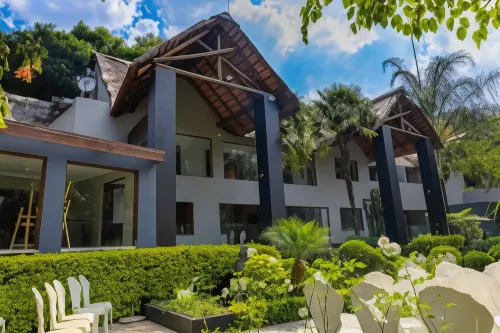 The Garden Venue Hotel