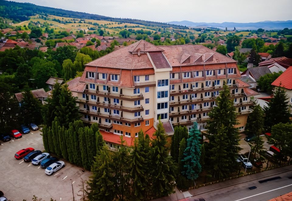 Bacolux Santis, Covasna - Housity