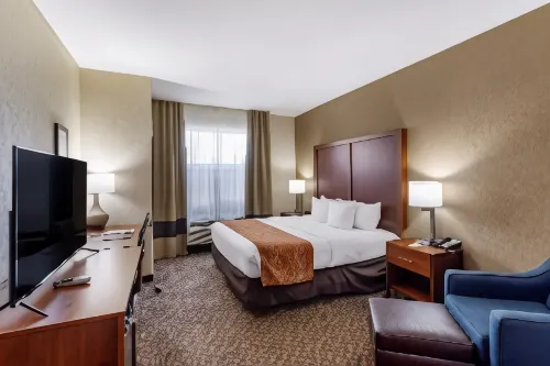 Comfort Inn & Suites Atoka-Millington - 2-Star