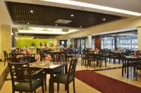 Damai Beach Resort - breakfast
