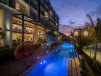 Sotis Boutique Resort Hotel Kupang - Pools