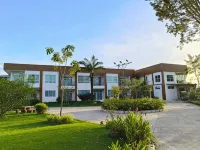 โรงแรมบ้านสวนคุณตา กอล์ฟ แอนด์ รีสอร์ท โรงแรมในอำเภอ วารินชำราบ