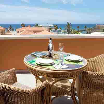 Exclusive Penthouse close to the beach, heated pool, aircondition, dishwasher Dining/Meeting Rooms