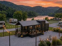 Ember Shoals Resort | On the White River, Cotter AR Hotels in Cotter