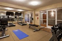 Best Western Plus Olympic Inn - Gym