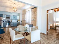La Mona Loiza Apartments Complex by Stay with Bear Hotels near El Teatro