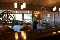 The Godley Hotel - breakfast