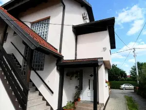 Apartman Ema
