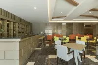 Dalton Hotel Makassar - bar