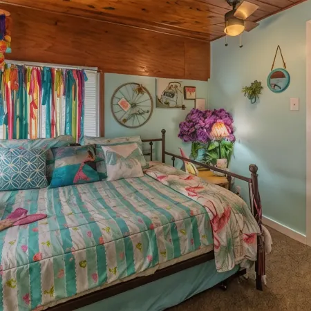 Come Friday Cottages
