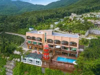 Ganghwado Sea ELF Pension Hotel berhampiran Pantai Dongmak
