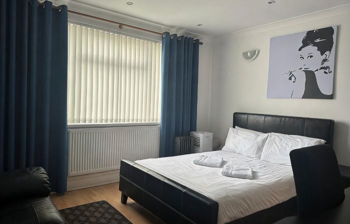 3 Luxury En-suite Bedrooms
