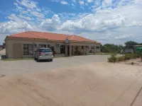 ShakeVille Guest House - 3-Star