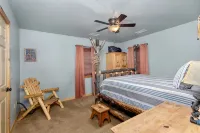 Spectacular Lake View, Luxury Cabin provides the perfect gathering place.
