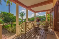 GOLD STANDARD - Pointe House, tip of peninsula , walk to village, 1 BR/2 BA - 4-Star