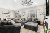 Spacious 3 bedroom, 2.5 bath house - 20 min from DIA, 25 min from Denver - 무료 와이파이