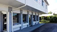 Nocturne Motel - Parking