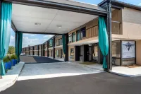 Super 8 by Wyndham Daleville/Fort Novosel - 2-Star