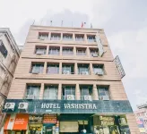 Hotel Vashistha - parking