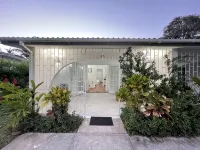 Beautiful 1 Bed Apartment on West Coast - Close to Beach