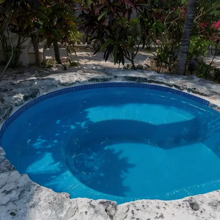Beachfront Villa with pool & waterfall: Gorgeous sandy beach