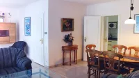 Generous, friendly DHH with terrace and garden in the heart of Westerland - 3-Star
