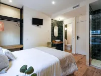 Home42 Hotels near Parque Norte