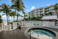 Galleon Resort beach hotel luxury in Old Town Key West - Jacuzzi